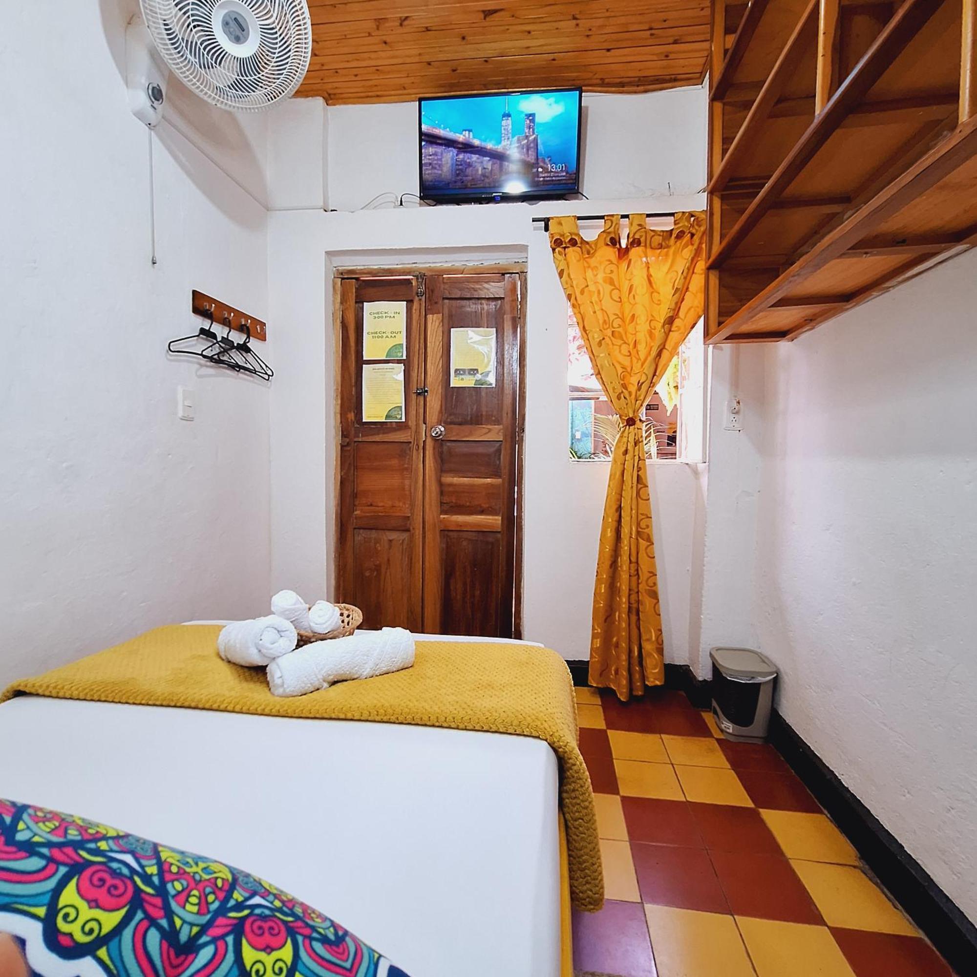 Hostal Colombian Gold サン・ヒル エクステリア 写真